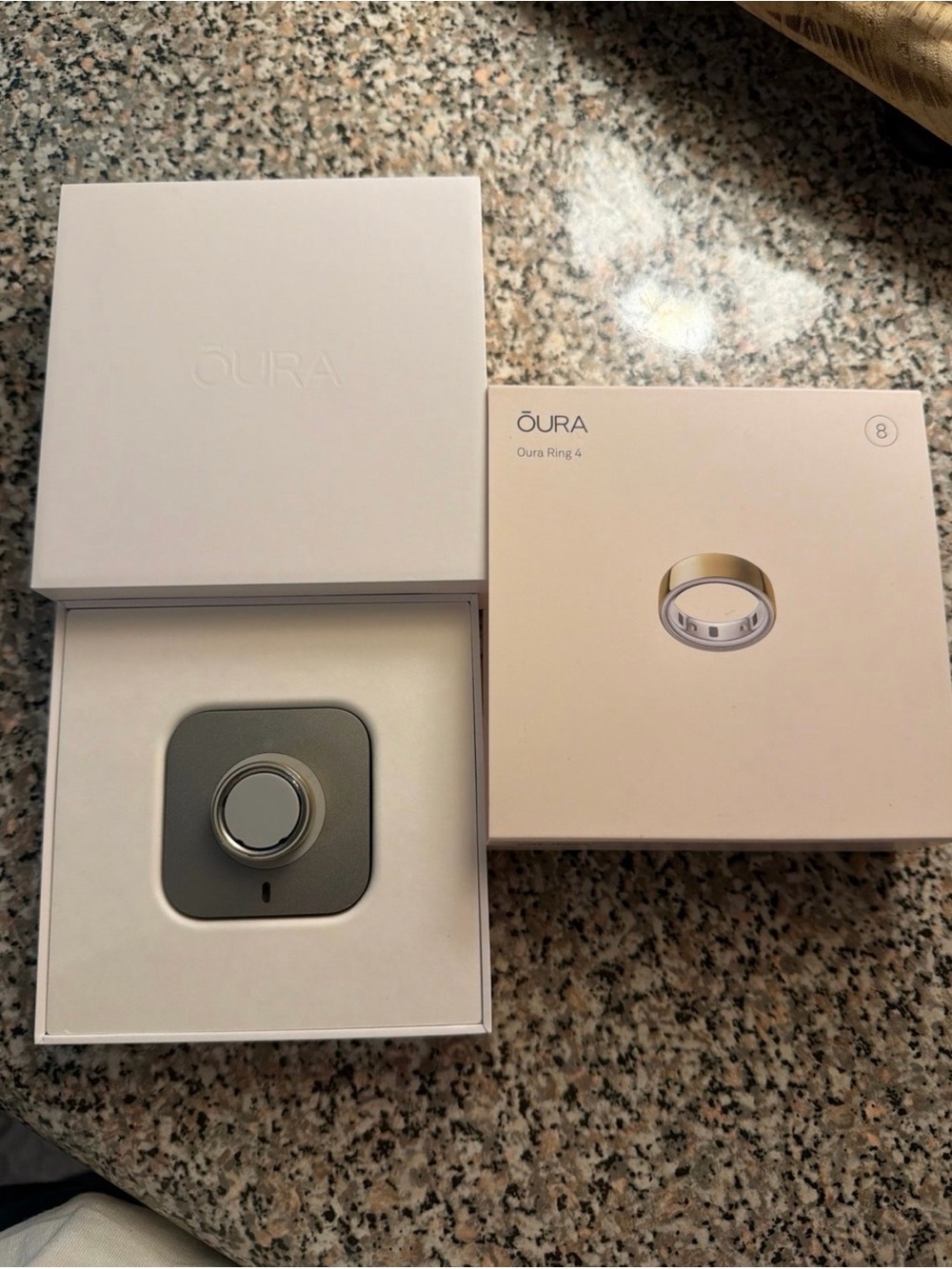 Oura Ring 4 Smart Wellness Ring - Gold Size 8